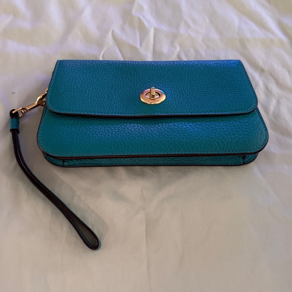 Never used Pebble Leather Coach Wristlet